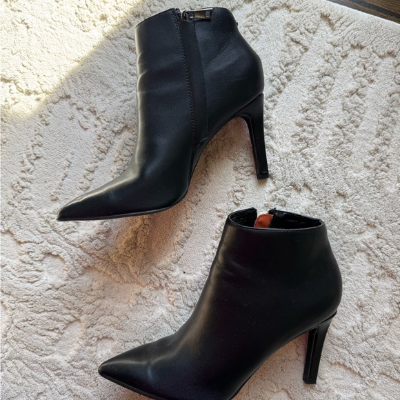 French Connection Sleek Black Ankle Booties - Picture 4 of 4